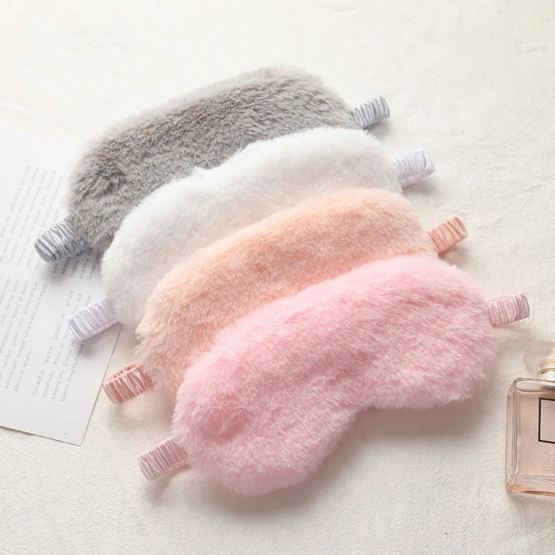 Plush sleep eye mask by NINÜ