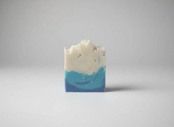 Winter Blue invigorating soap bar by NINÜ